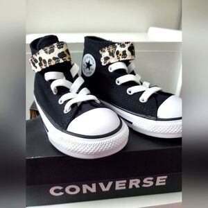 BRAND NEW Infant High Top Converse
